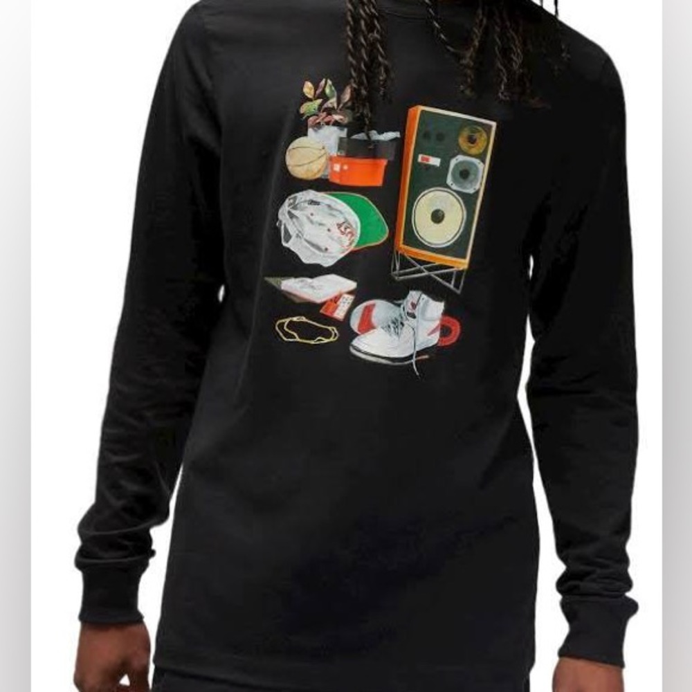 Air Jordan artist series long sleeve tee 🏀🎨 - Picture 1 of 5